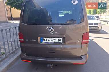 Минивэн Volkswagen Multivan 2012 в 