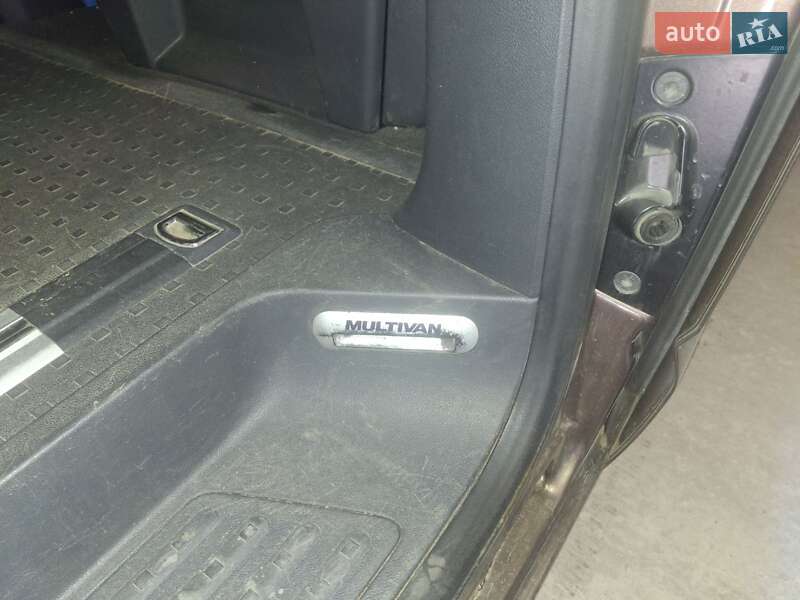 Минивэн Volkswagen Multivan 2012 в Днепре