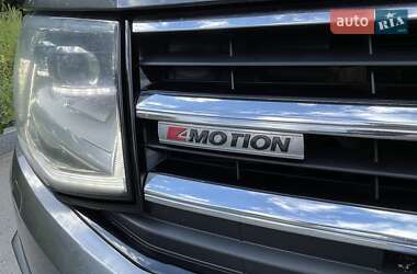Минивэн Volkswagen Multivan 2018 в 