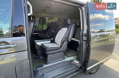 Минивэн Volkswagen Multivan 2018 в 