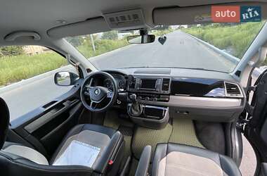 Минивэн Volkswagen Multivan 2018 в 