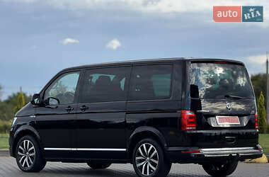 Мінівен Volkswagen Multivan 2016 в 