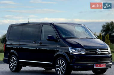 Мінівен Volkswagen Multivan 2016 в 