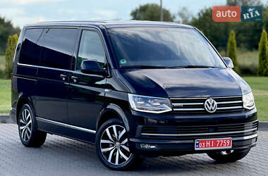 Мінівен Volkswagen Multivan 2016 в 