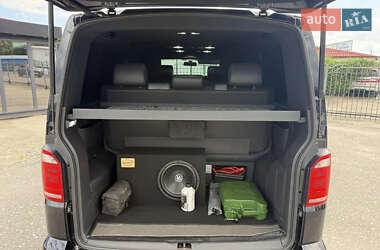 Минивэн Volkswagen Multivan 2012 в 