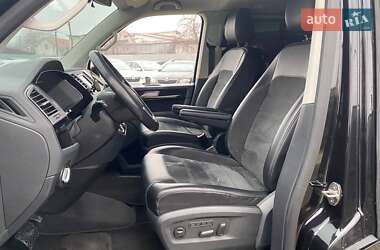 Мінівен Volkswagen Multivan 2019 в 