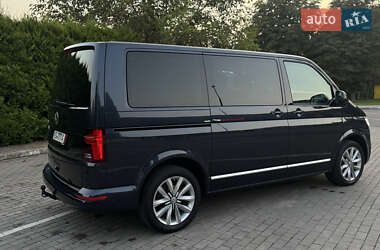 Минивэн Volkswagen Multivan 2020 в 