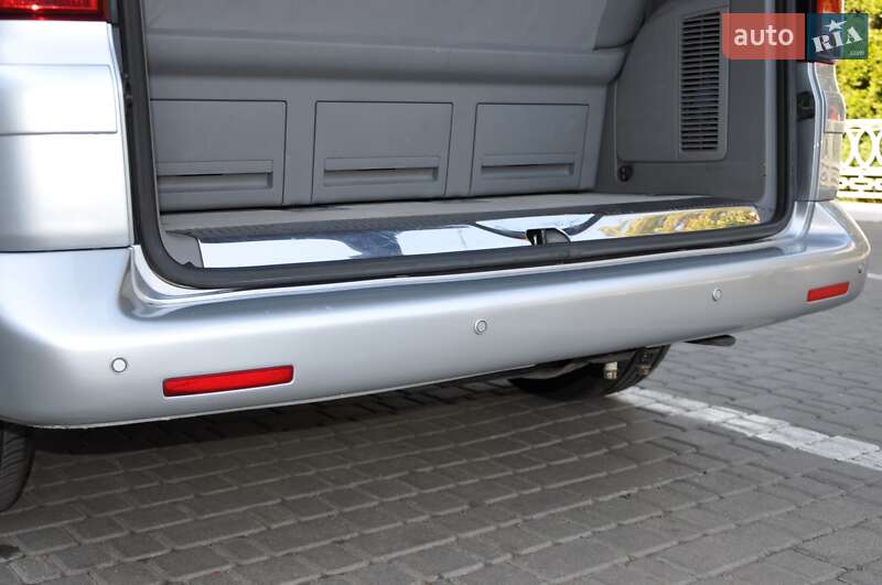 Мінівен Volkswagen Multivan 2006 в Одесі