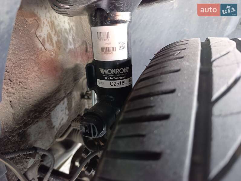 Минивэн Volkswagen Multivan 2019 в Киеве фото 21 Минивэн Volkswagen Multivan 2019 в Киеве