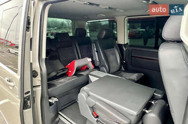 Мінівен Volkswagen Multivan 2011 в 