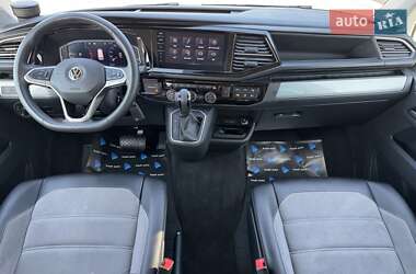 Мінівен Volkswagen Multivan 2020 в 