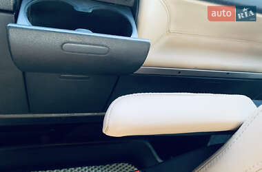 Минивэн Volkswagen Multivan 2016 в 