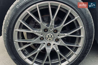Минивэн Volkswagen Multivan 2016 в 