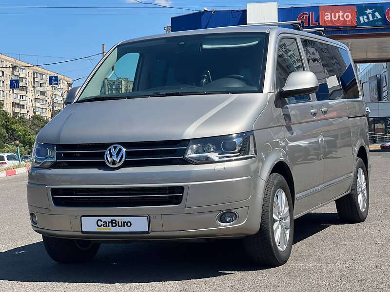 Минивэн Volkswagen Multivan 2015 в Одессе