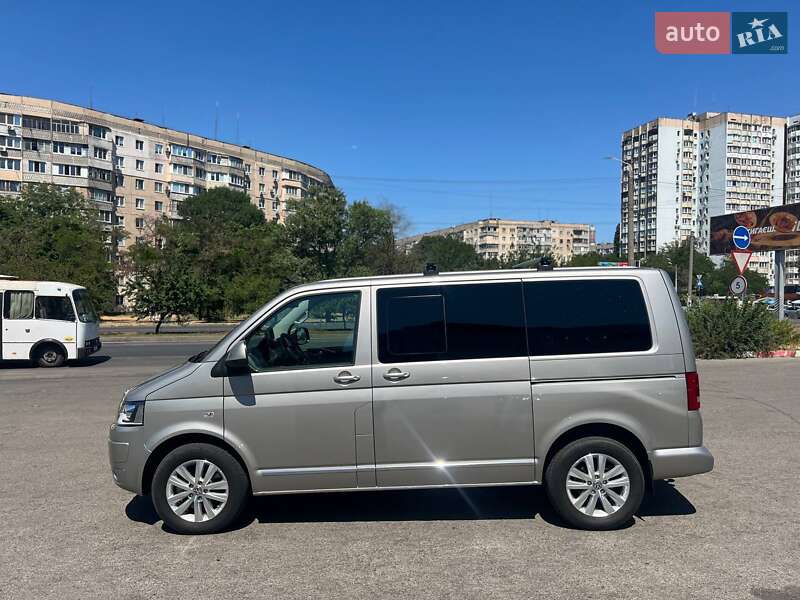 Минивэн Volkswagen Multivan 2015 в Одессе