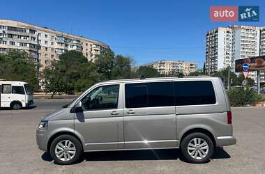 Мінівен Volkswagen Multivan 2015 в 