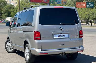 Мінівен Volkswagen Multivan 2015 в 