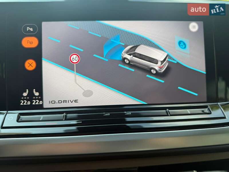 Мінівен Volkswagen Multivan 2022 в Києві