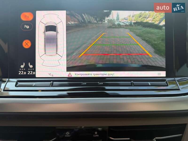 Мінівен Volkswagen Multivan 2022 в Києві