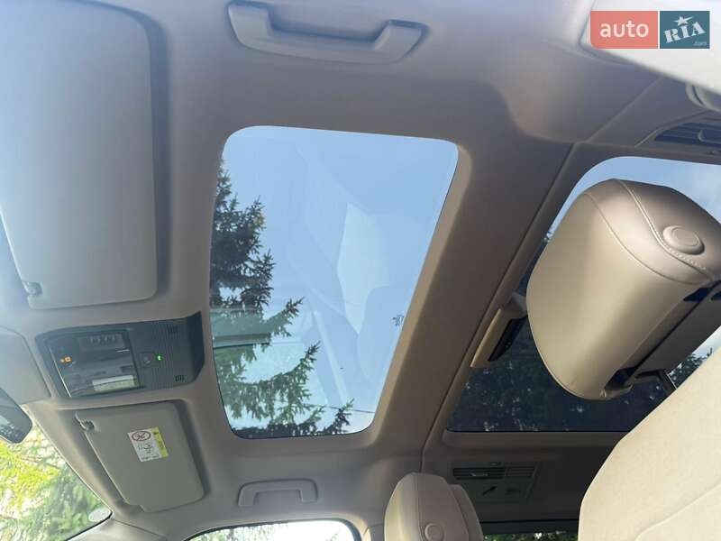 Мінівен Volkswagen Multivan 2022 в Києві