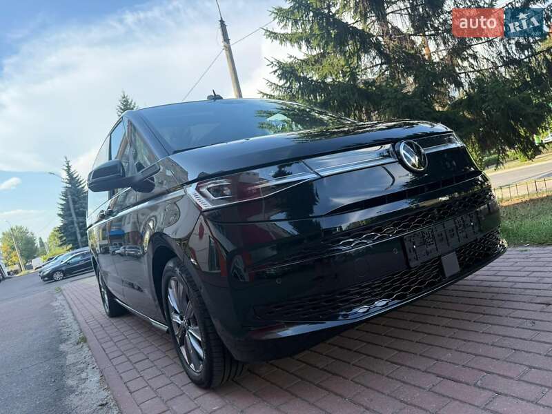 Мінівен Volkswagen Multivan 2022 в Києві