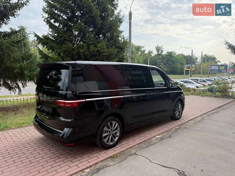 Мінівен Volkswagen Multivan 2022 в Києві