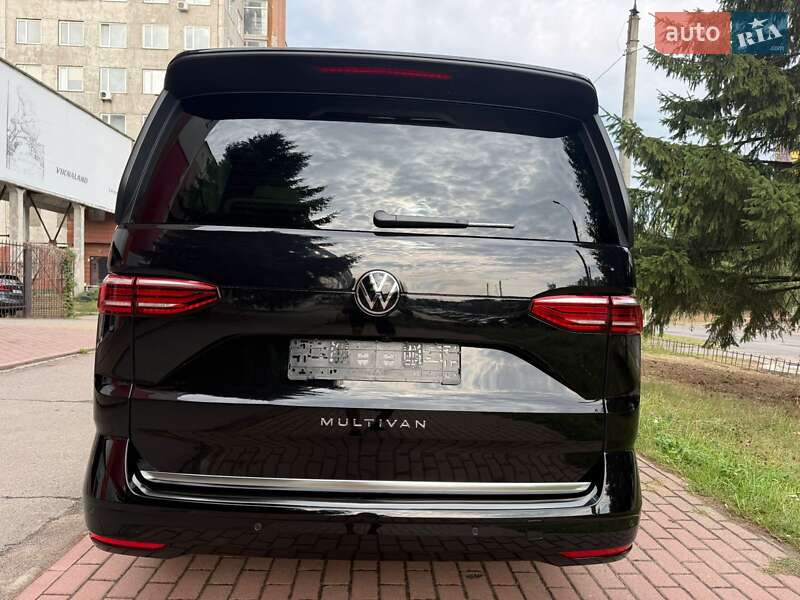 Мінівен Volkswagen Multivan 2022 в Києві