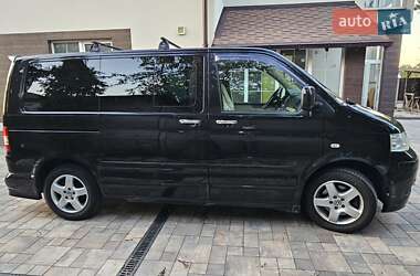 Минивэн Volkswagen Multivan 2009 в 