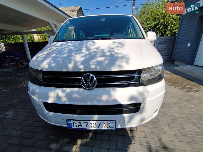 Минивэн Volkswagen Multivan 2010 в Киеве фото 2 Минивэн Volkswagen Multivan 2010 в Киеве