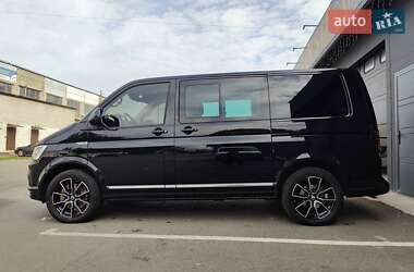 Мінівен Volkswagen Multivan 2015 в Києві