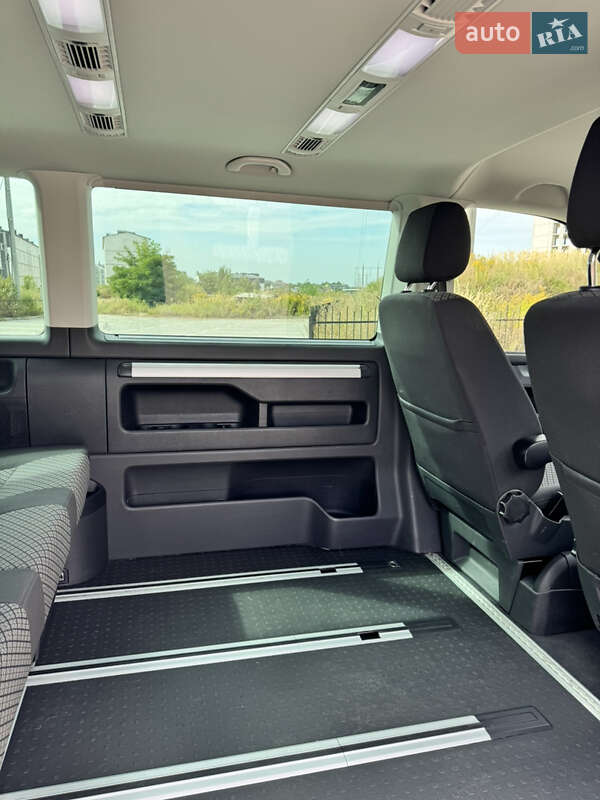 Минивэн Volkswagen Multivan 2020 в Киеве фото 11 Минивэн Volkswagen Multivan 2020 в Киеве