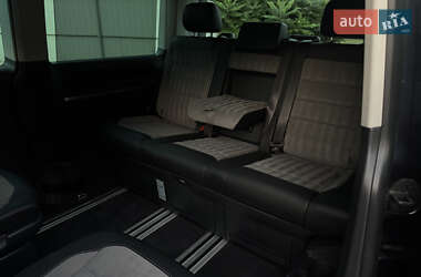 Минивэн Volkswagen Multivan 2020 в 