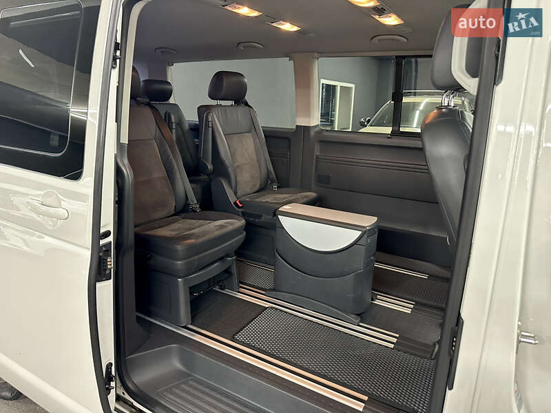 Минивэн Volkswagen Multivan 2015 в Харькове фото 18 Минивэн Volkswagen Multivan 2015 в Харькове