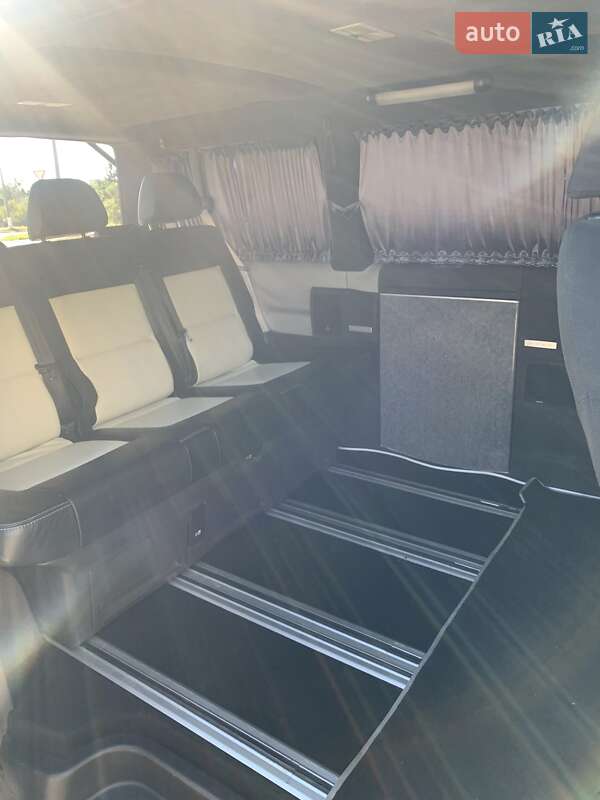 Минивэн Volkswagen Multivan 2002 в Харькове фото 10 Минивэн Volkswagen Multivan 2002 в Харькове