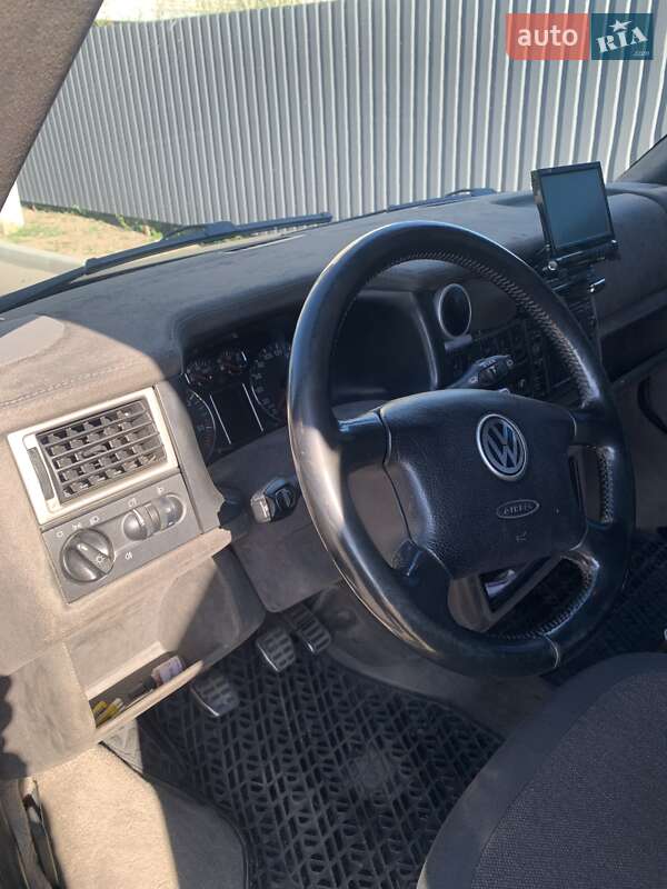 Минивэн Volkswagen Multivan 2002 в Харькове фото 25 Минивэн Volkswagen Multivan 2002 в Харькове
