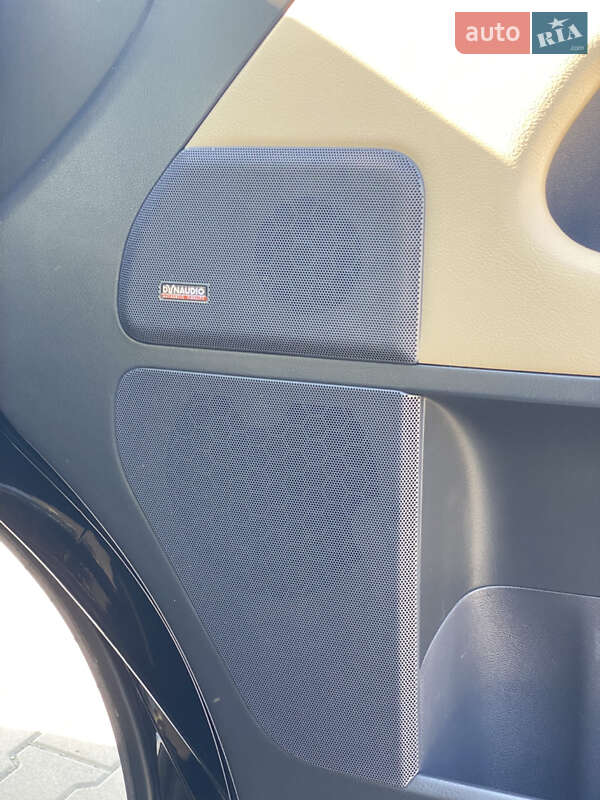 Минивэн Volkswagen Multivan 2014 в Киеве
