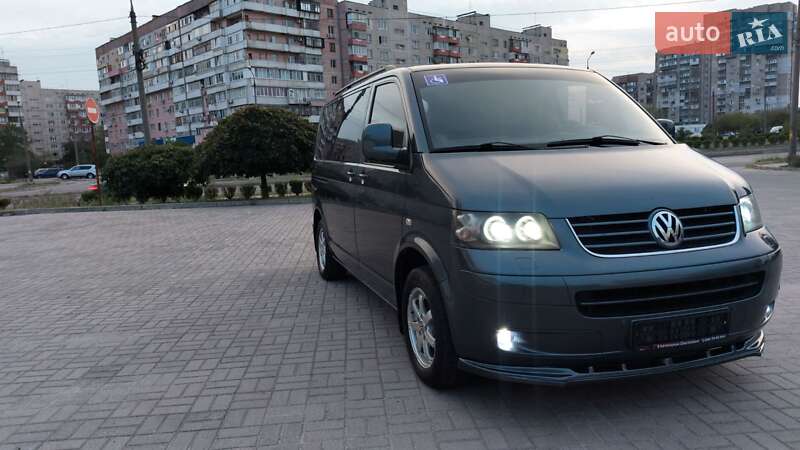 Мінівен Volkswagen Multivan 2006 в Запоріжжі