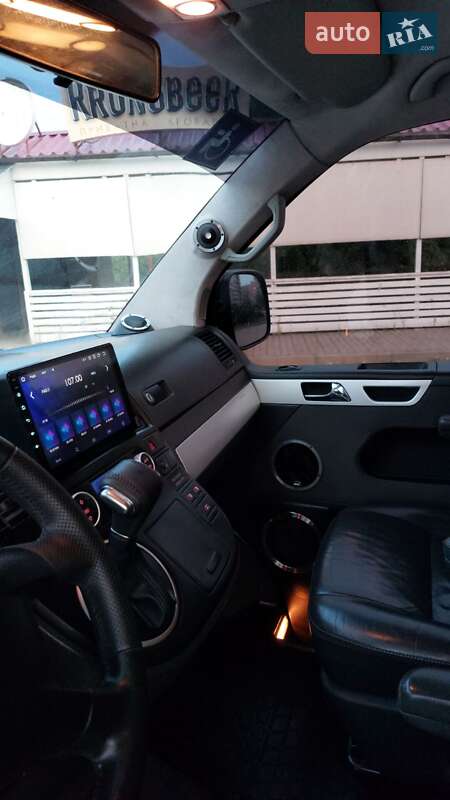 Мінівен Volkswagen Multivan 2006 в Запоріжжі