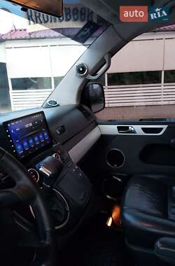 Минивэн Volkswagen Multivan 2006 в 