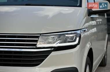 Мінівен Volkswagen Multivan 2020 в 