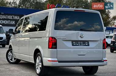 Мінівен Volkswagen Multivan 2020 в 