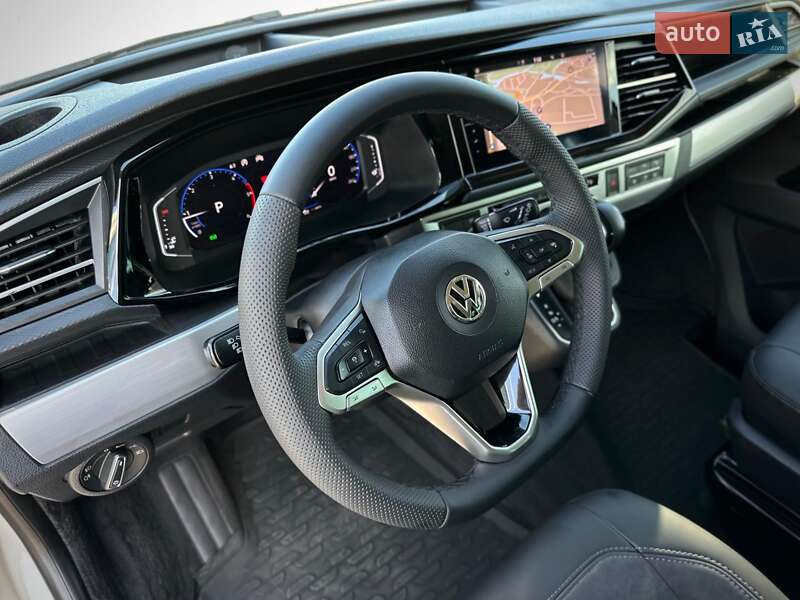 Минивэн Volkswagen Multivan 2020 в Киеве