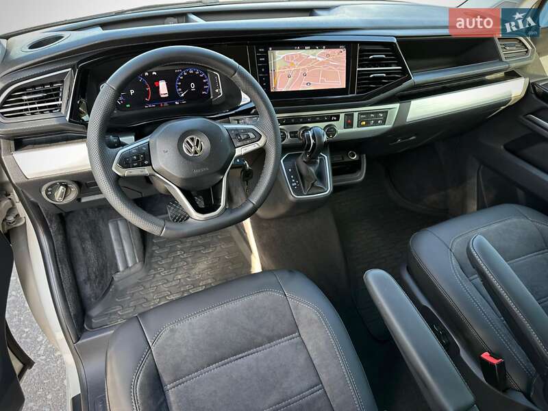 Минивэн Volkswagen Multivan 2020 в Киеве