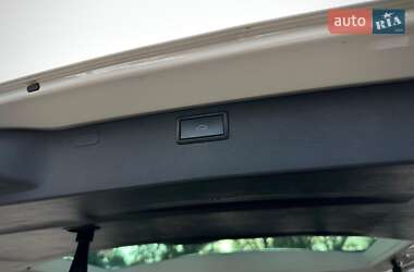 Минивэн Volkswagen Multivan 2020 в Киеве