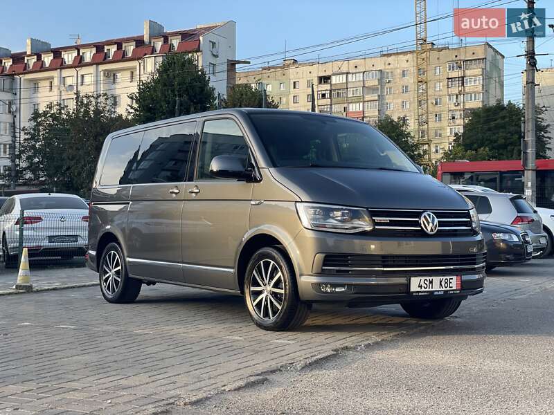 Минивэн Volkswagen Multivan 2017 в Черновцах