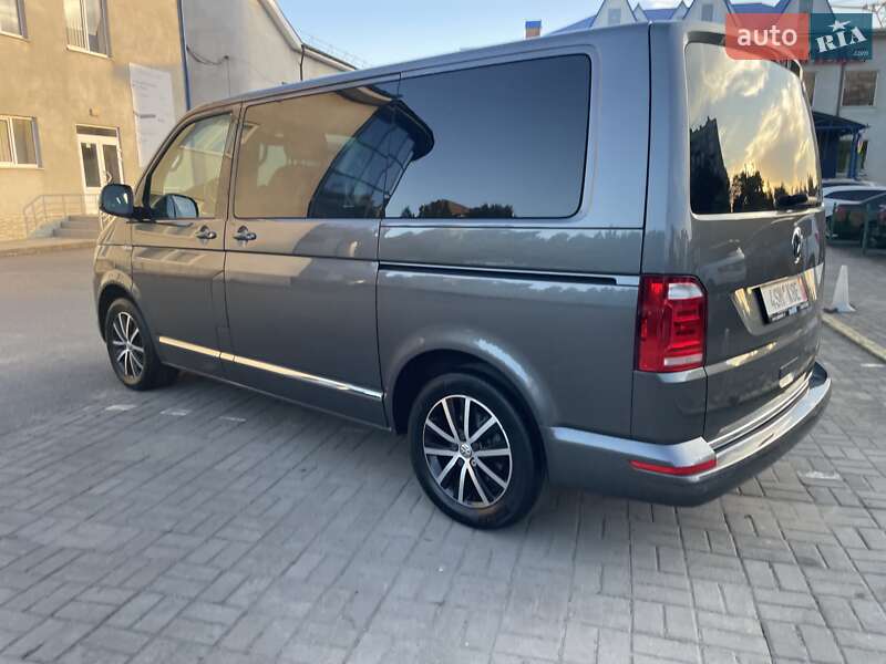 Минивэн Volkswagen Multivan 2017 в Черновцах