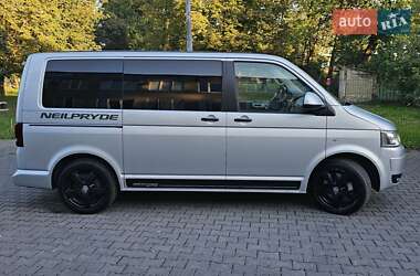Минивэн Volkswagen Multivan 2011 в 