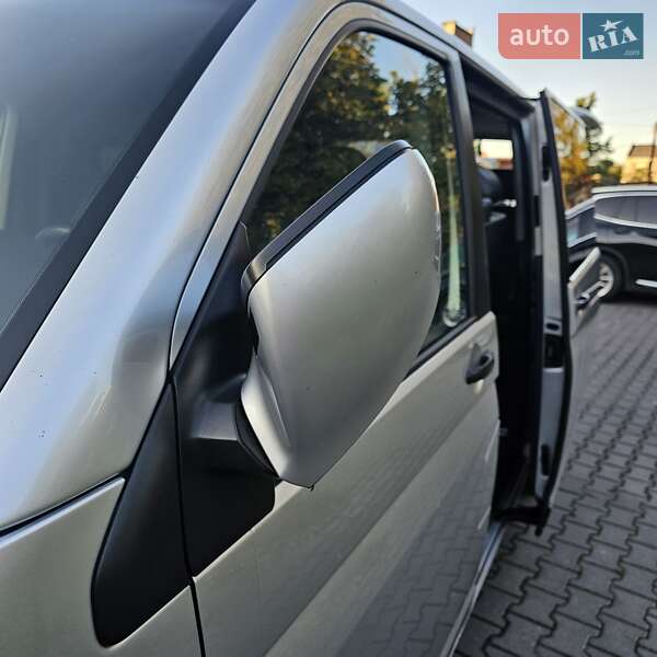 Минивэн Volkswagen Multivan 2011 в Стрые фото 19 Минивэн Volkswagen Multivan 2011 в Стрые