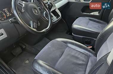 Минивэн Volkswagen Multivan 2011 в 
