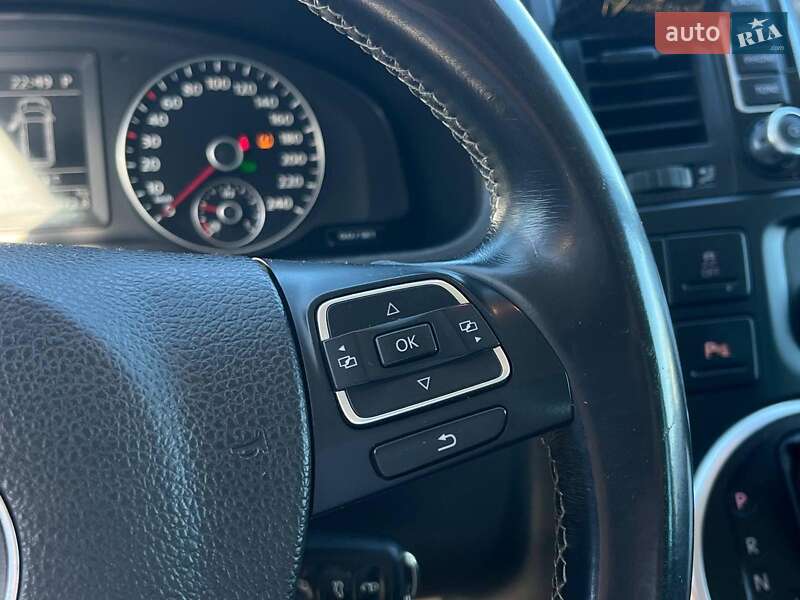 Минивэн Volkswagen Multivan 2012 в Львове фото 23 Минивэн Volkswagen Multivan 2012 в Львове